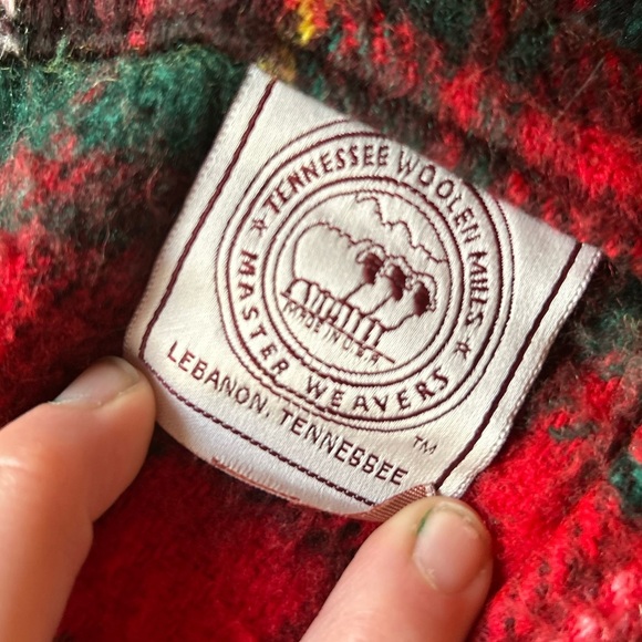 Tennessee Woolen Mills Wearable Blanket Wrap Snap Plaid Stadium Robe Snuggle USA - Picture 4 of 13